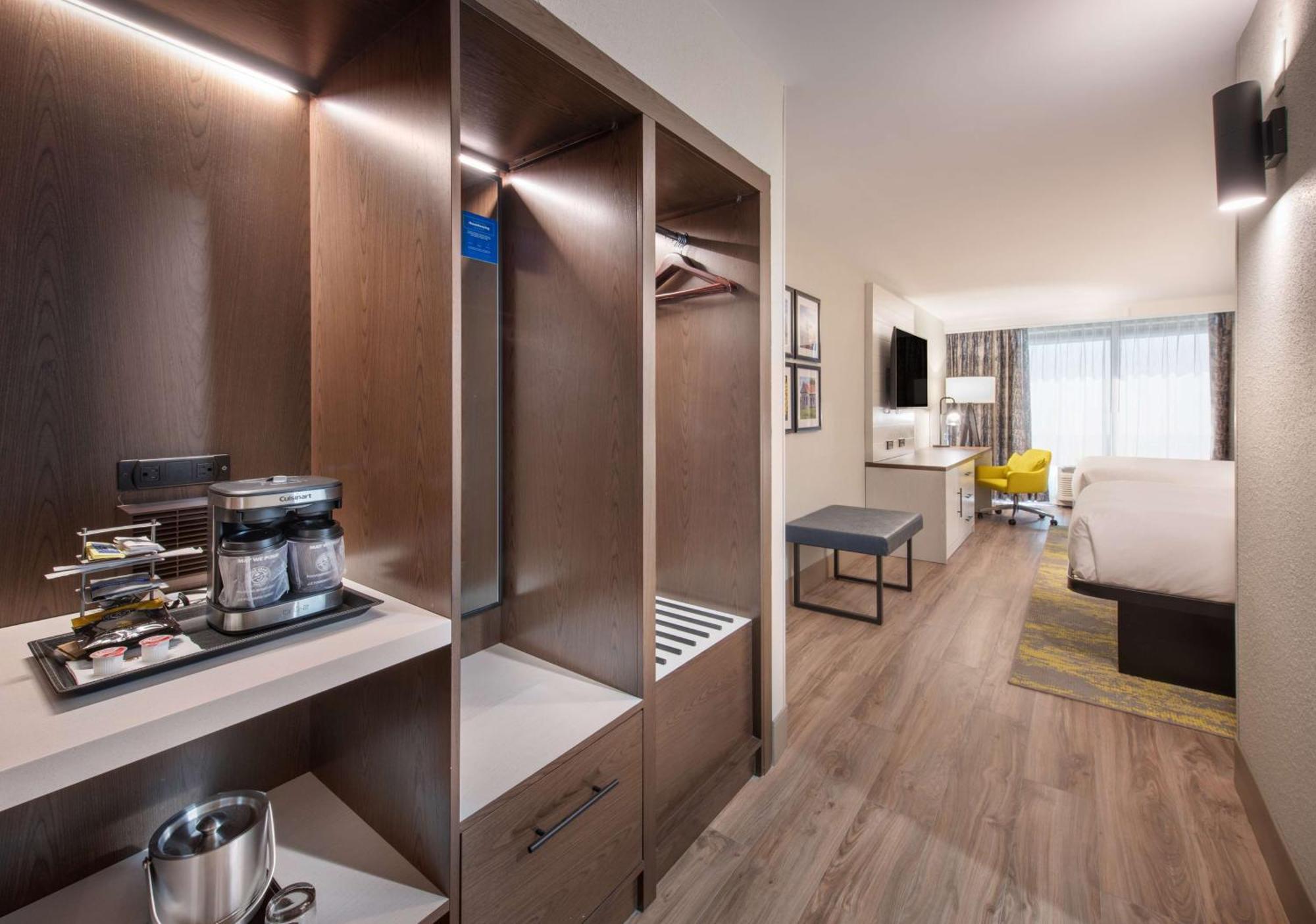 Doubletree By Hilton Monroe Township Cranbury 호텔 Rossmoor 외부 사진
