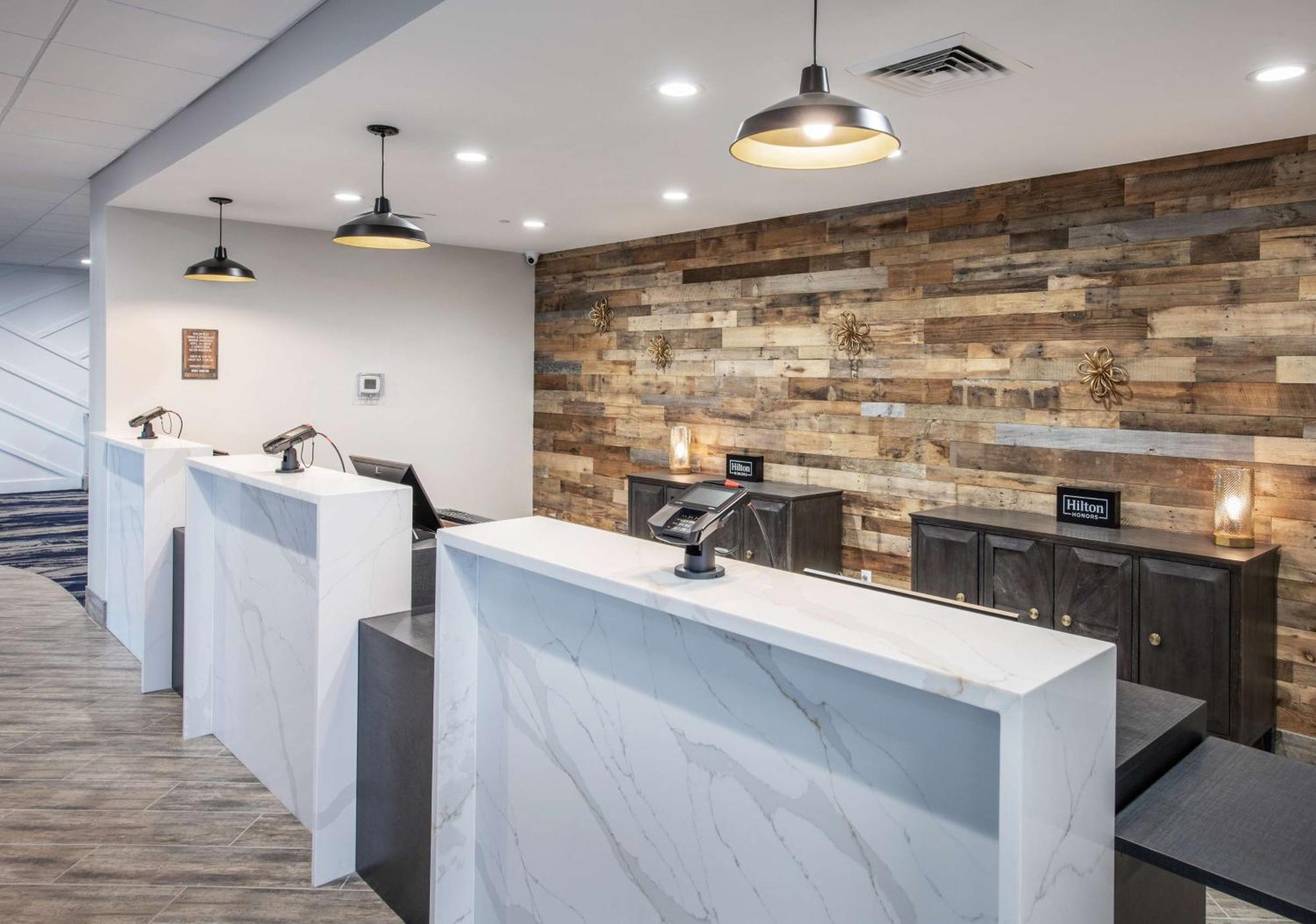 Doubletree By Hilton Monroe Township Cranbury 호텔 Rossmoor 외부 사진